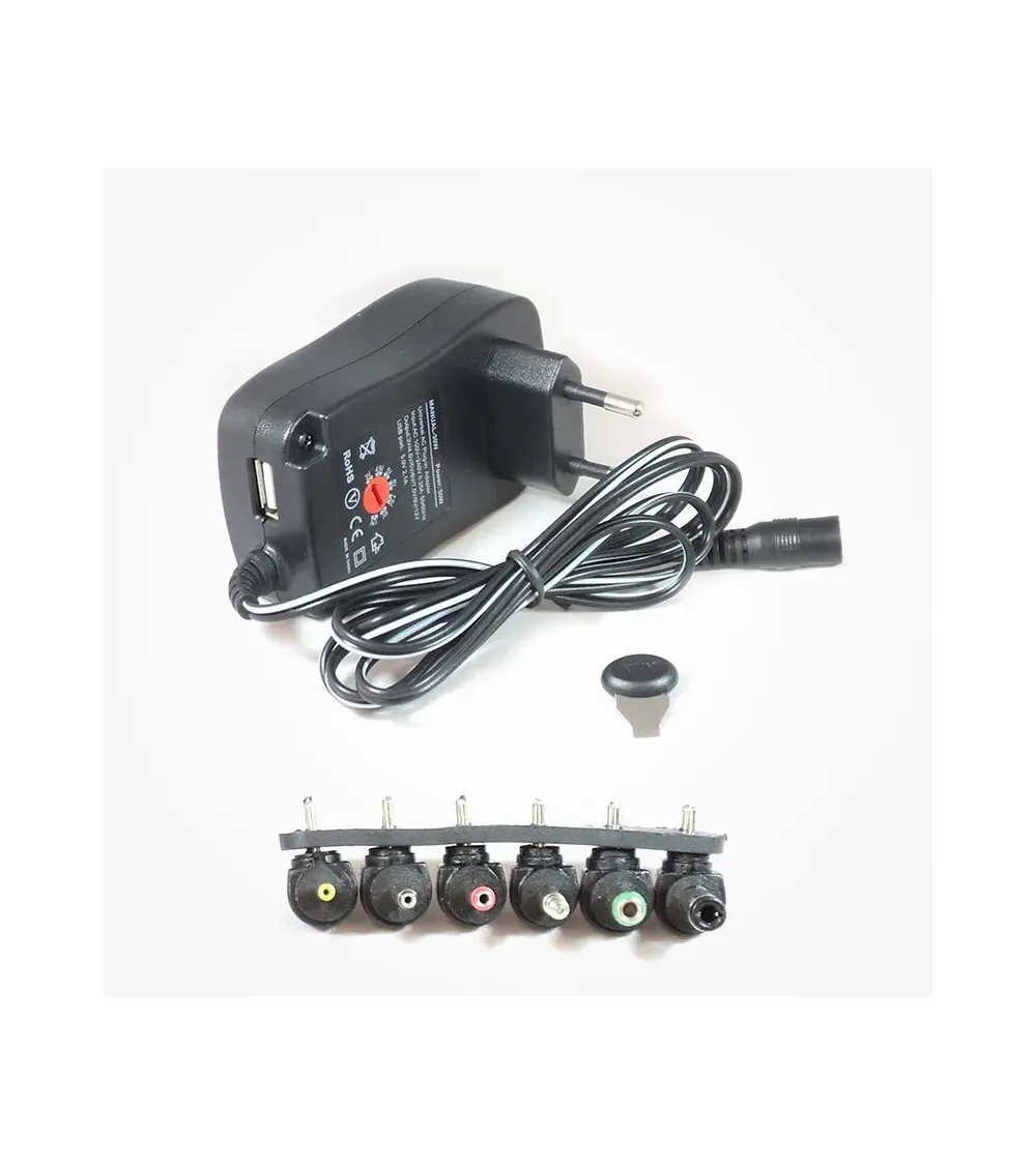 Universal adapter 30W
